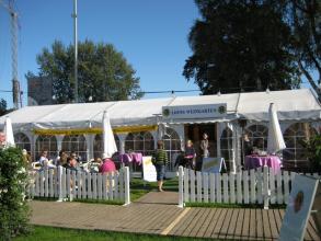 Weinzelt