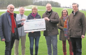 (von links):Dr. Volker Daldrup, Dr. Ortwin Ruland, Ulla Funke, Tim Hoffmann, Eberhard und Katharina von Wrede. FOTO: BOSEN (von links):Dr. Volker Daldrup, Dr. Ortwin Ruland, Ulla Funke, Tim Hoffmann, Eberhard und Katharina von Wrede. FOTO: BOSEN